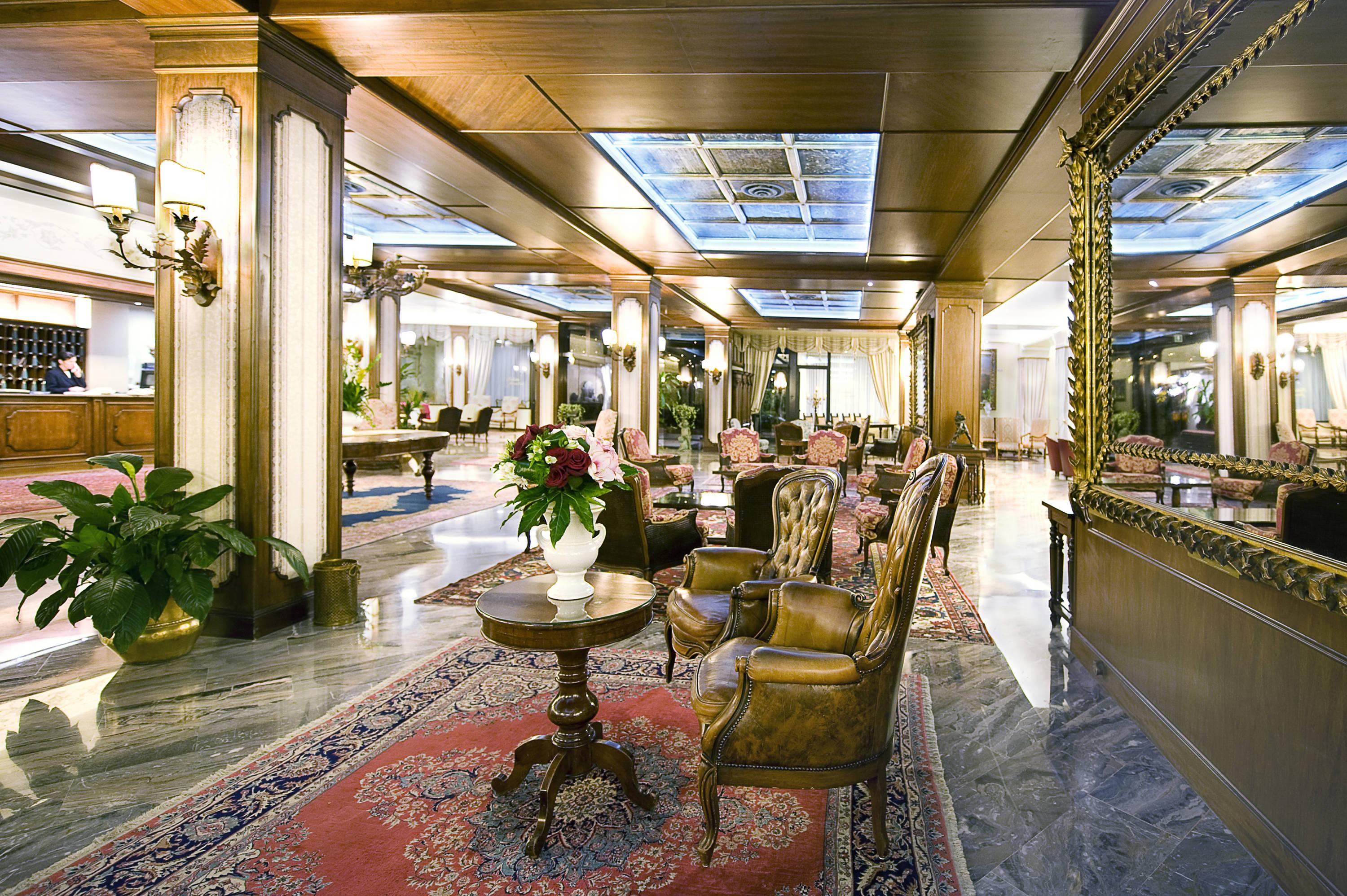 Лобби - Picture of The Chess Hotel, Paris - Tripadvisor